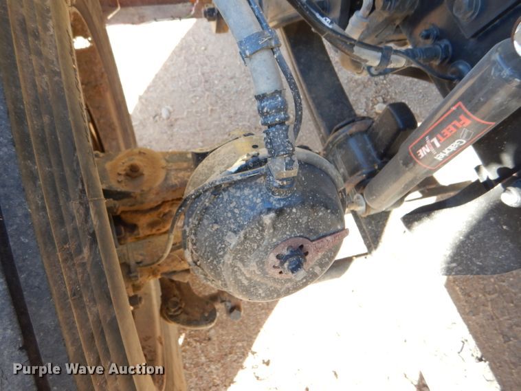 image for item DG0267 2013 Peterbilt 388 semi truck