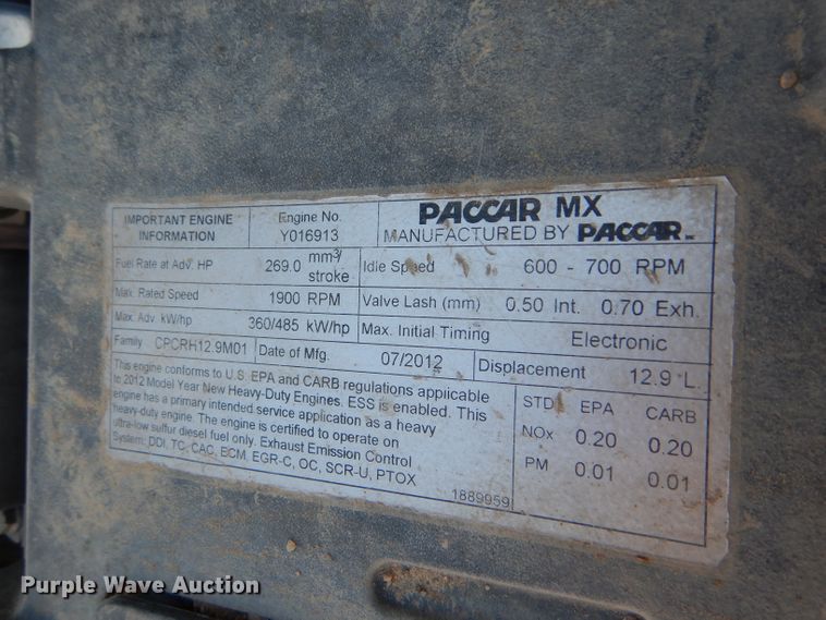 image for item DG0267 2013 Peterbilt 388 semi truck