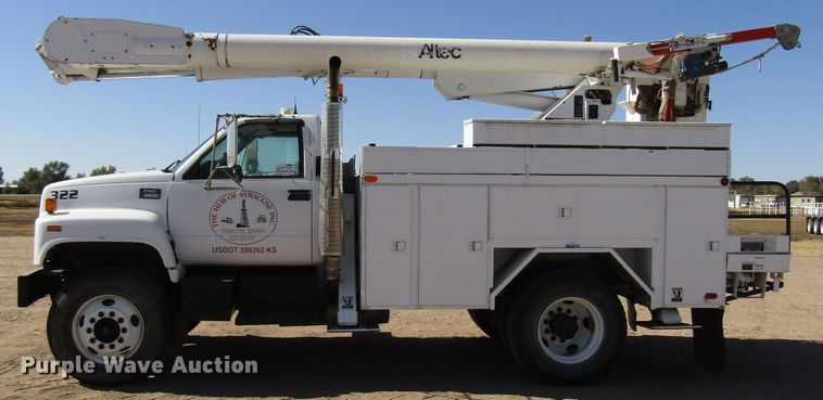 image for item DG0268 1997 GMC C8500 bucket truck