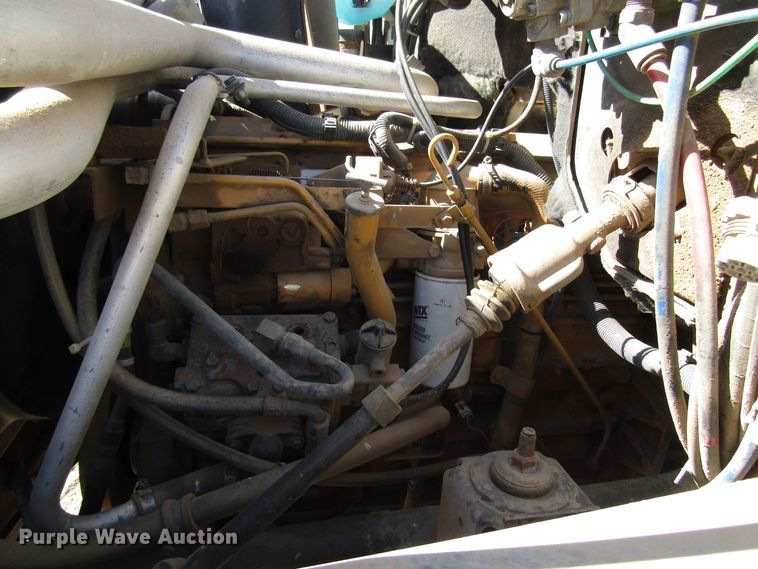 image for item DG0268 1997 GMC C8500 bucket truck