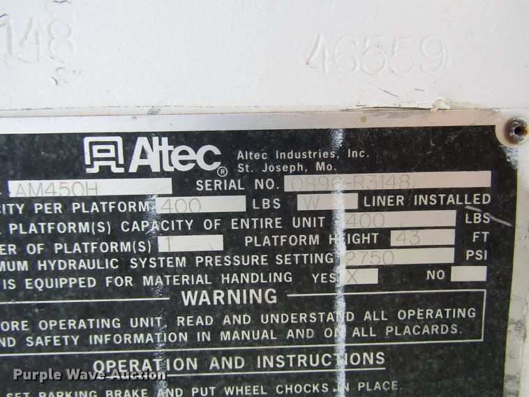 image for item DG0268 1997 GMC C8500 bucket truck