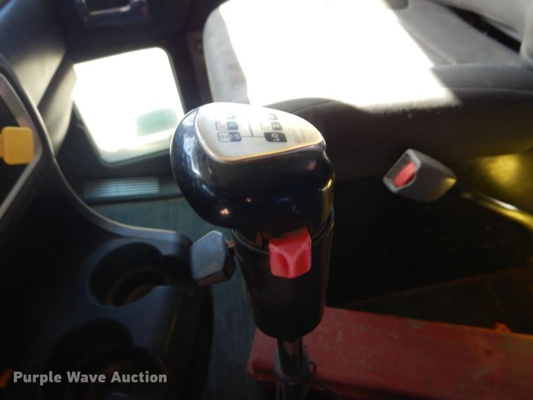 image for item DG0269 2007 Kenworth T800 semi truck