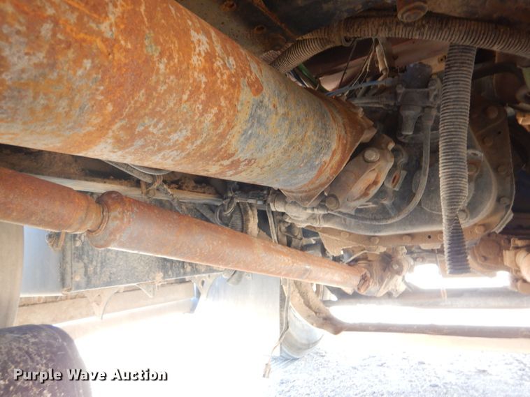 image for item DG0269 2007 Kenworth T800 semi truck