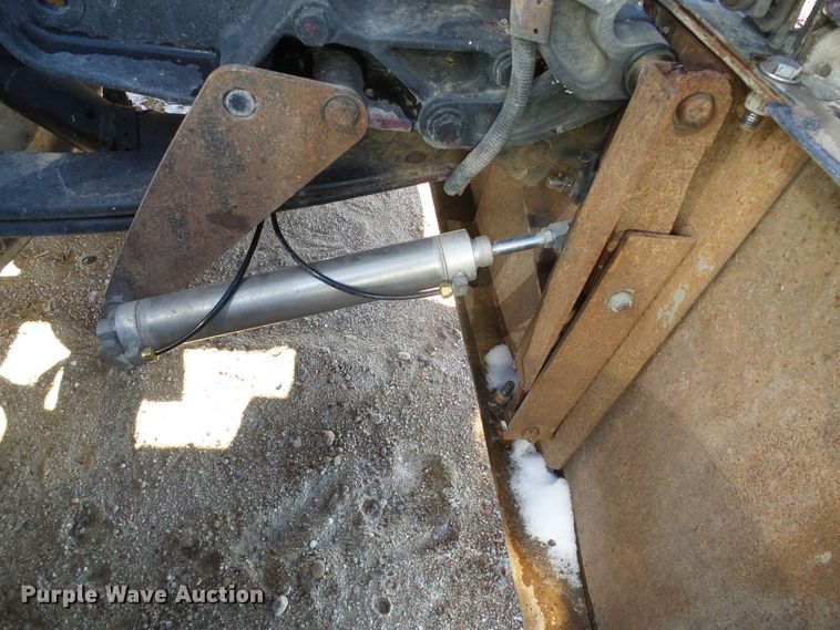 image for item DG0270 2006 Peterbilt 379 semi truck