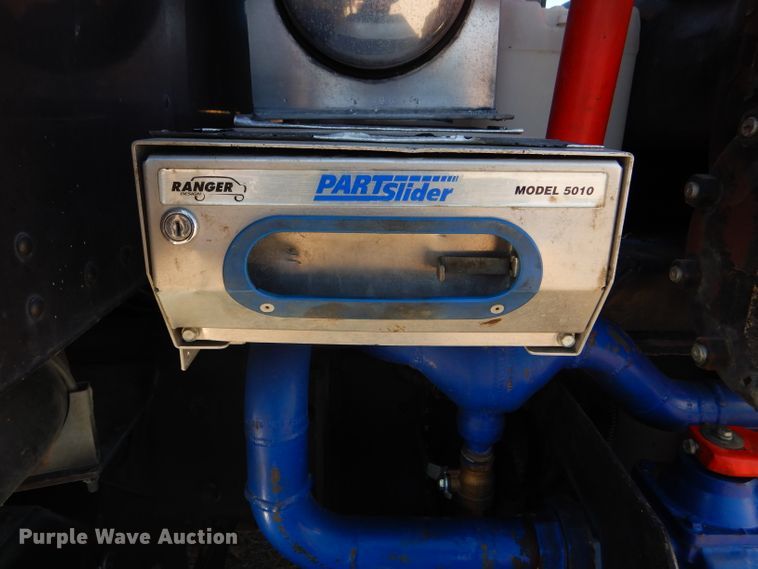 image for item DG0271 2007 Kenworth T800 vacuum / pump truck