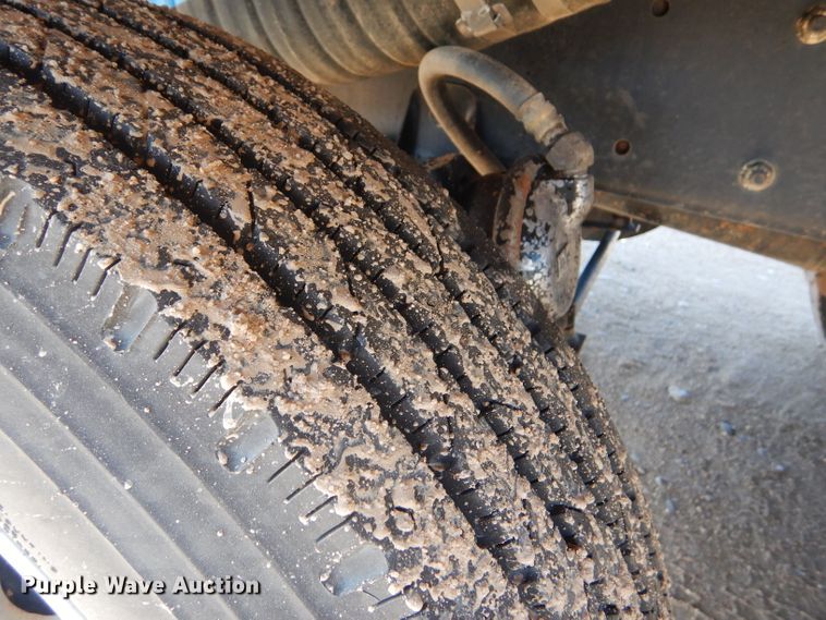 image for item DG0271 2007 Kenworth T800 vacuum / pump truck