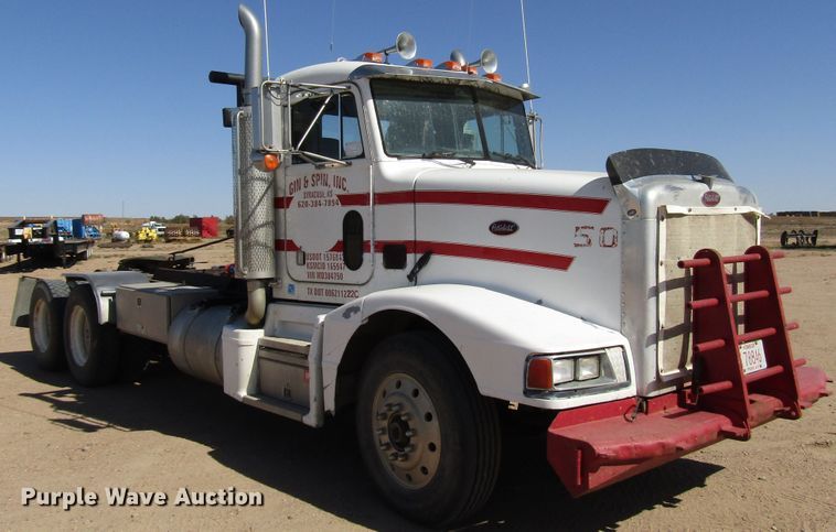 image for item DG0274 1991 Peterbilt 377 semi truck