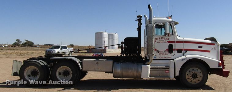 image for item DG0274 1991 Peterbilt 377 semi truck