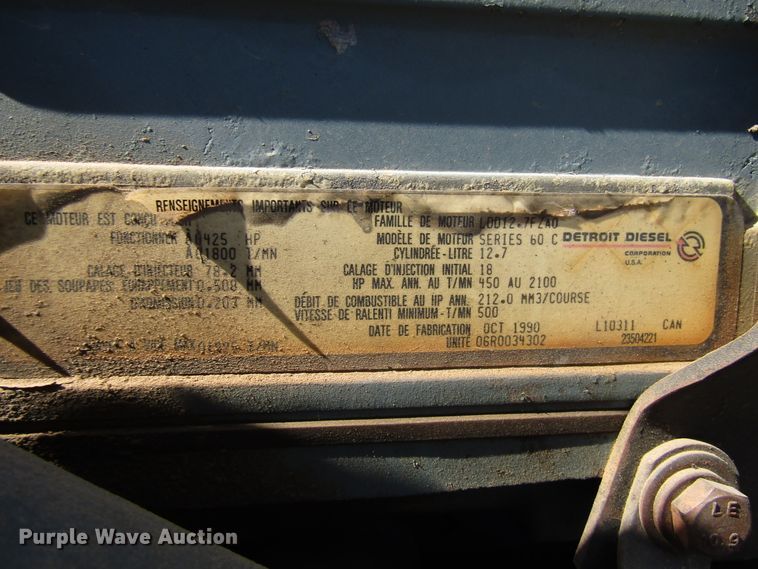 image for item DG0274 1991 Peterbilt 377 semi truck