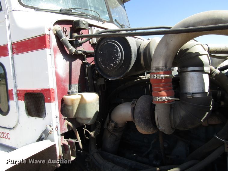 image for item DG0274 1991 Peterbilt 377 semi truck