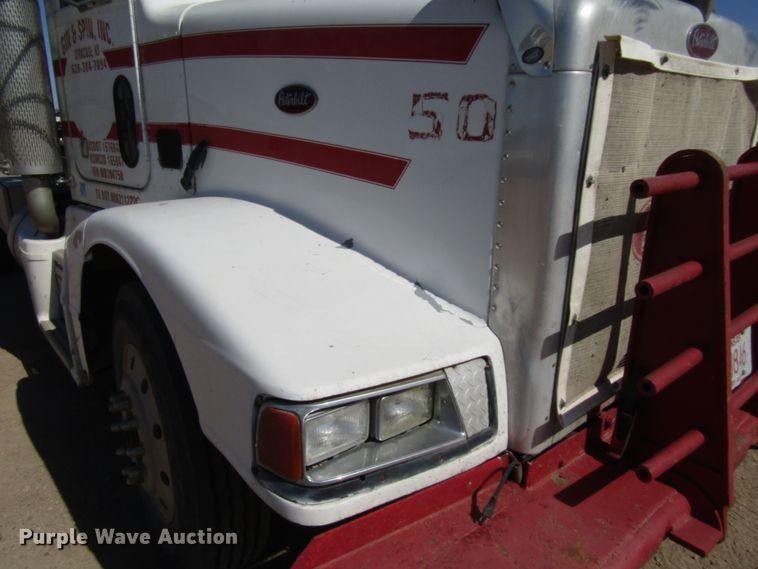 image for item DG0274 1991 Peterbilt 377 semi truck
