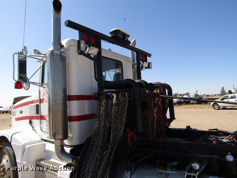 image for item DG0274 1991 Peterbilt 377 semi truck