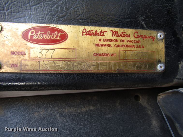 image for item DG0274 1991 Peterbilt 377 semi truck