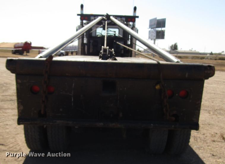 image for item DG0275 2007 Kenworth T800B winch truck