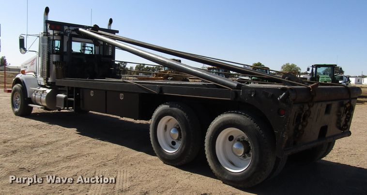 image for item DG0275 2007 Kenworth T800B winch truck