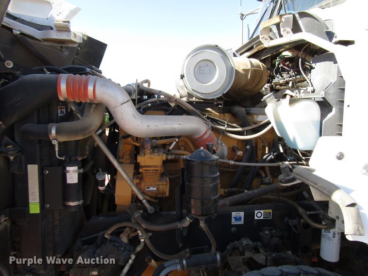 image for item DG0275 2007 Kenworth T800B winch truck