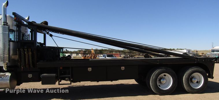 image for item DG0275 2007 Kenworth T800B winch truck