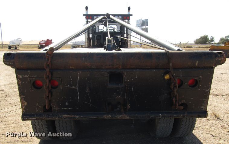 image for item DG0275 2007 Kenworth T800B winch truck