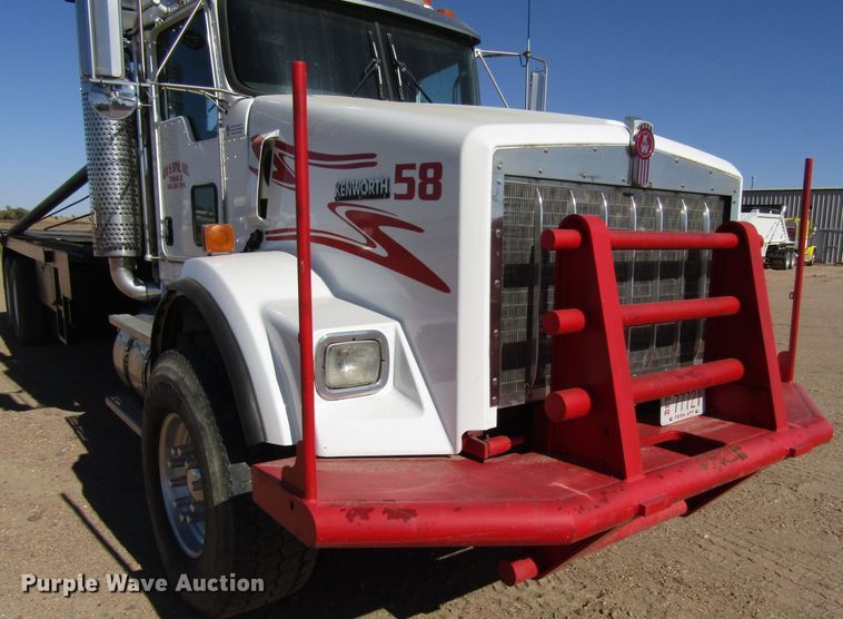 image for item DG0275 2007 Kenworth T800B winch truck