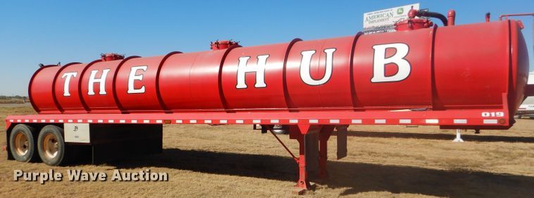 image for item DG0277 2012 Kruz SVAC-130-39 vacuum trailer