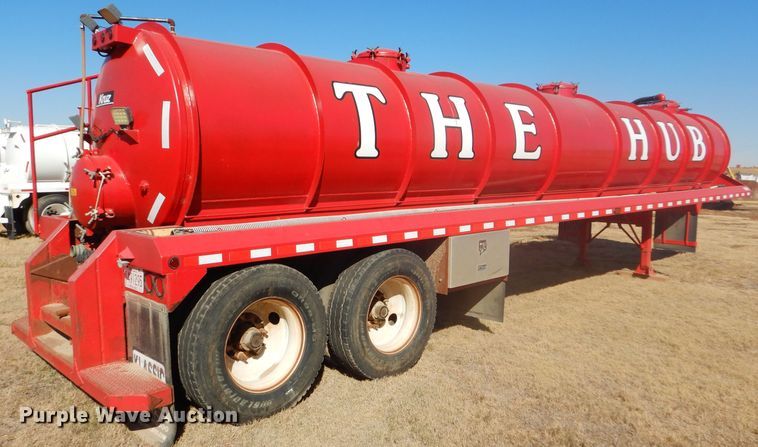 image for item DG0277 2012 Kruz SVAC-130-39 vacuum trailer