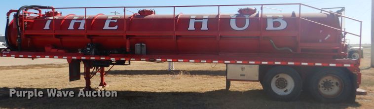 image for item DG0277 2012 Kruz SVAC-130-39 vacuum trailer