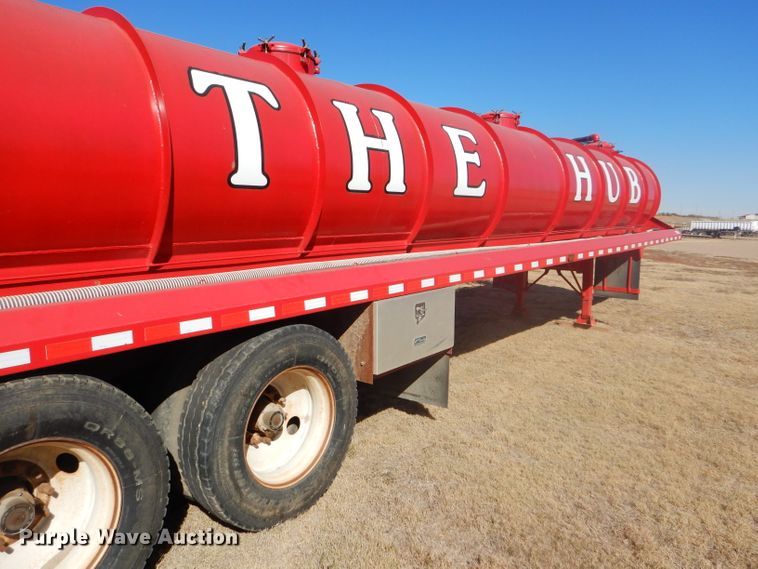 image for item DG0277 2012 Kruz SVAC-130-39 vacuum trailer