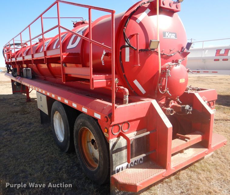 image for item DG0277 2012 Kruz SVAC-130-39 vacuum trailer