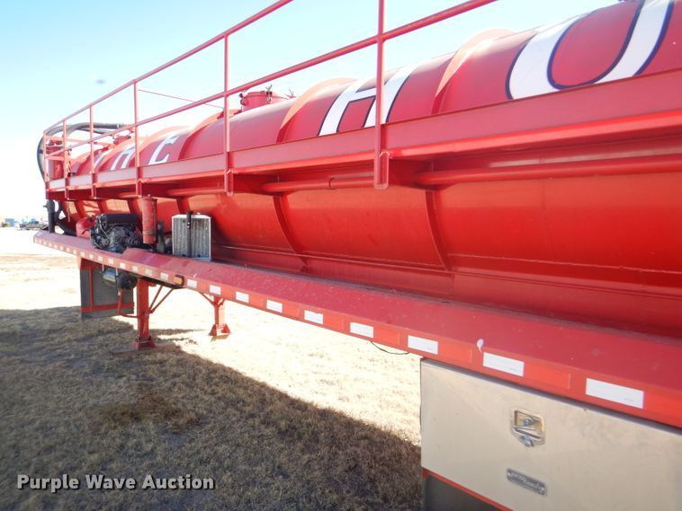 image for item DG0277 2012 Kruz SVAC-130-39 vacuum trailer