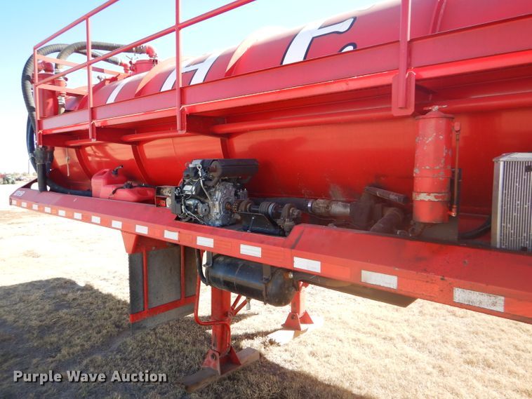 image for item DG0277 2012 Kruz SVAC-130-39 vacuum trailer