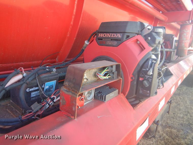 image for item DG0277 2012 Kruz SVAC-130-39 vacuum trailer