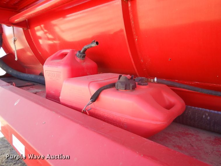 image for item DG0277 2012 Kruz SVAC-130-39 vacuum trailer