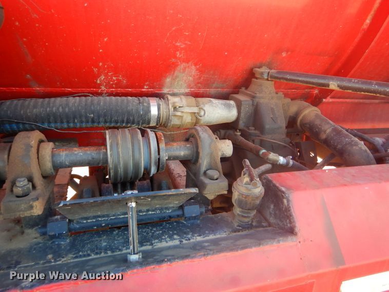 image for item DG0277 2012 Kruz SVAC-130-39 vacuum trailer