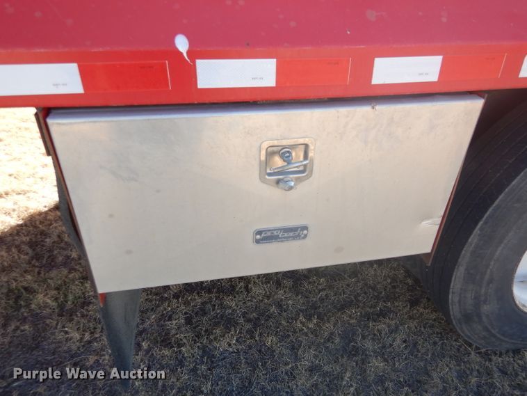 image for item DG0277 2012 Kruz SVAC-130-39 vacuum trailer