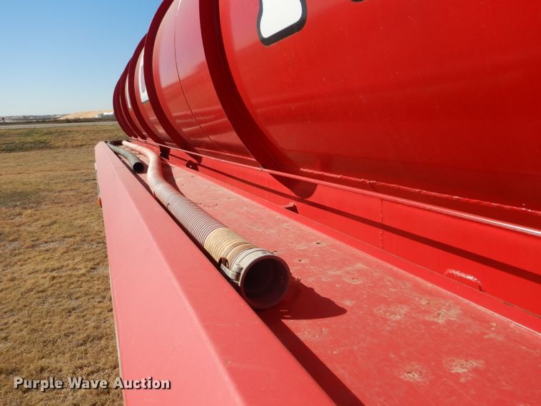 image for item DG0277 2012 Kruz SVAC-130-39 vacuum trailer