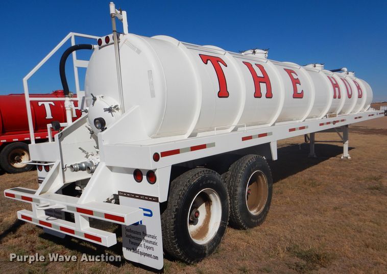 image for item DG0278 2012 Troxell vacuum trailer