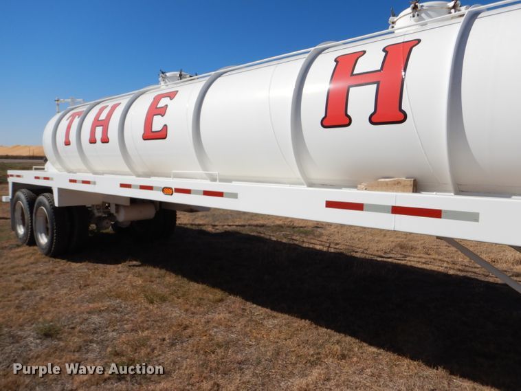 image for item DG0278 2012 Troxell vacuum trailer