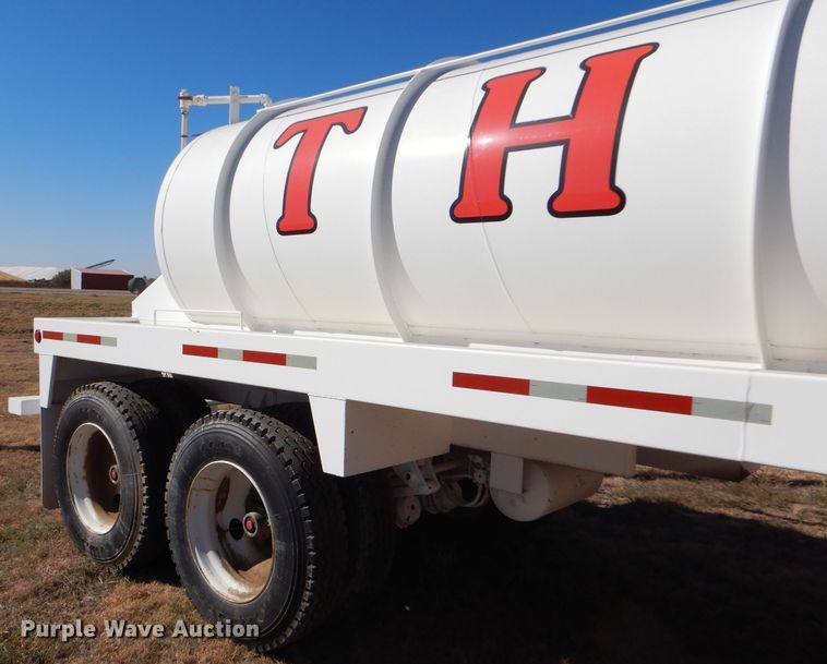 image for item DG0278 2012 Troxell vacuum trailer