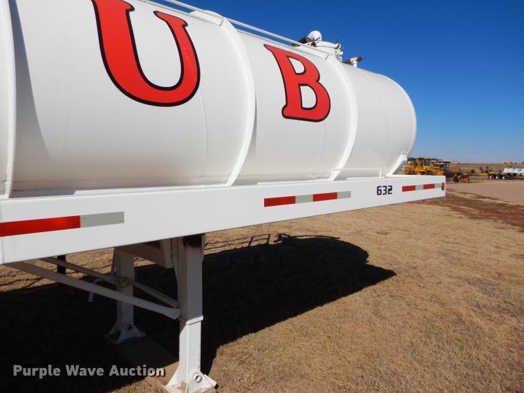 image for item DG0278 2012 Troxell vacuum trailer