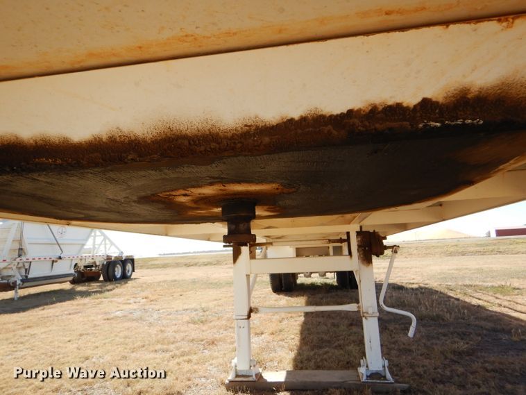 image for item DG0278 2012 Troxell vacuum trailer