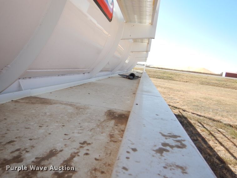 image for item DG0278 2012 Troxell vacuum trailer