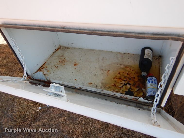 image for item DG0278 2012 Troxell vacuum trailer