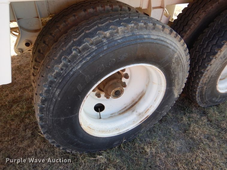 image for item DG0278 2012 Troxell vacuum trailer