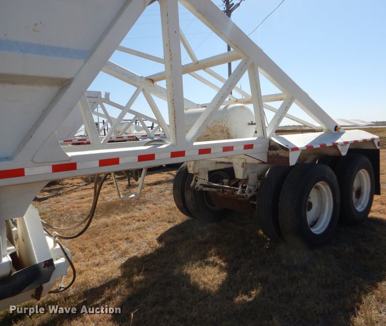 image for item DG0279 2008 Manac LBD40 bottom dump trailer