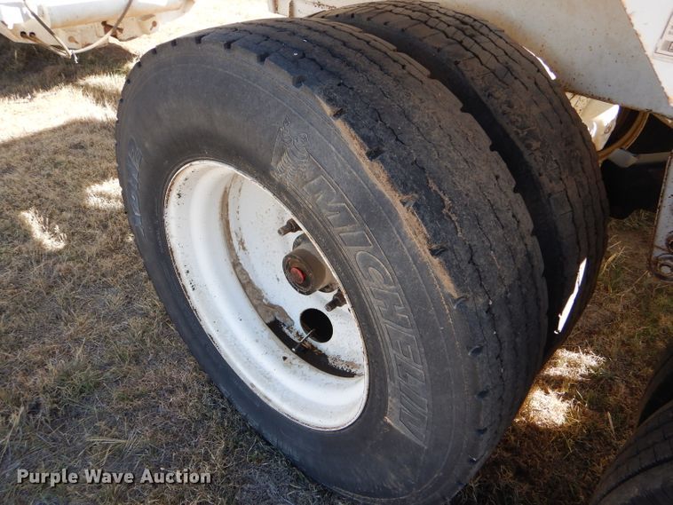 image for item DG0279 2008 Manac LBD40 bottom dump trailer