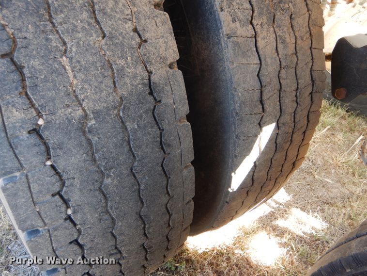 image for item DG0279 2008 Manac LBD40 bottom dump trailer