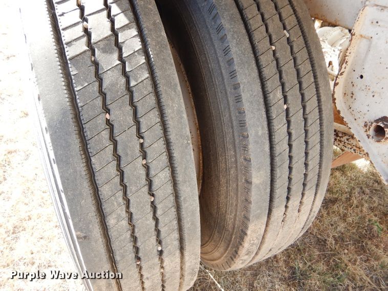 image for item DG0279 2008 Manac LBD40 bottom dump trailer