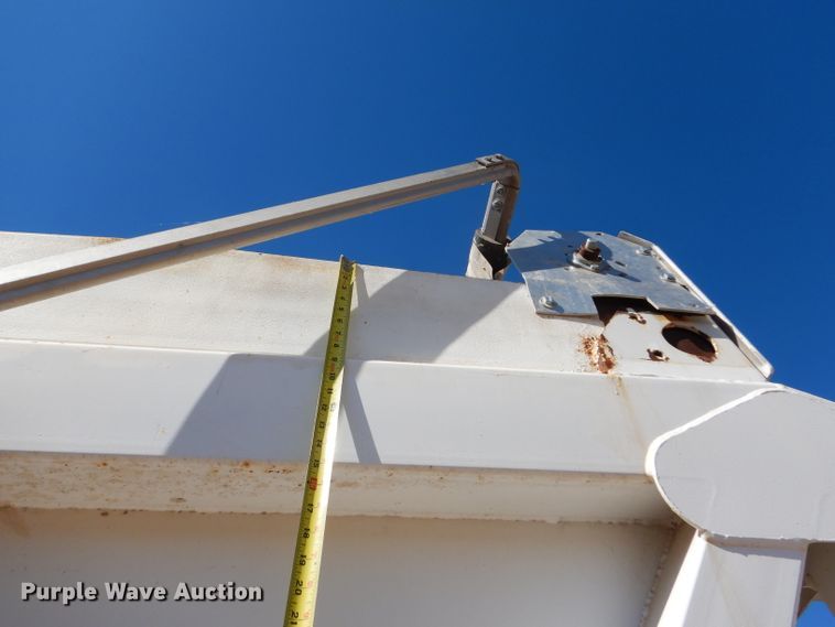 image for item DG0279 2008 Manac LBD40 bottom dump trailer