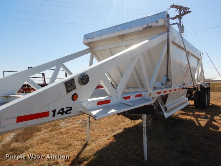 image for item DG0283 1999 Ranch bottom dump trailer