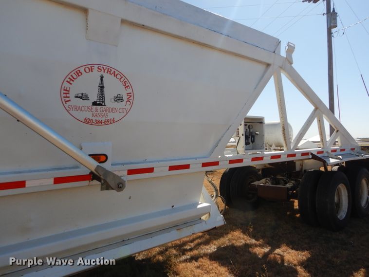 image for item DG0283 1999 Ranch bottom dump trailer